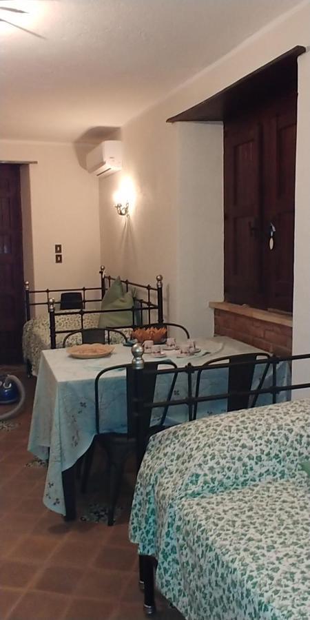 Villa Diana Fiumefreddo di Sicilia Δωμάτιο φωτογραφία